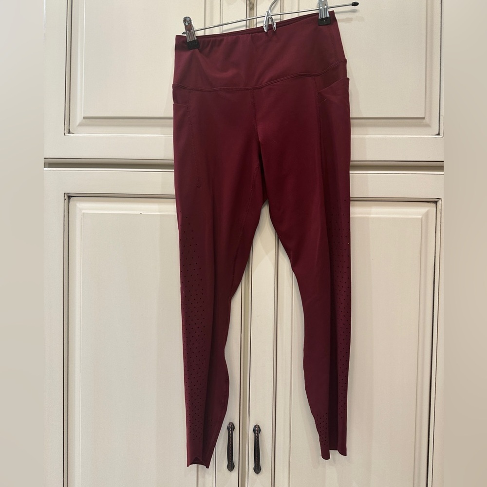Active Life Maroon Leggings